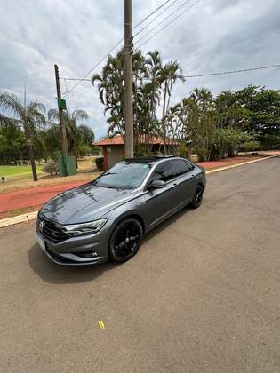 VOLKSWAGEN JETTA 1.4 250 TSI TOTAL FLEX R-LINE TIPTRONIC VOLKSWAGEN JETTA 1.4 250 TSI TOTAL FLEX R-LINE TIPTRONIC